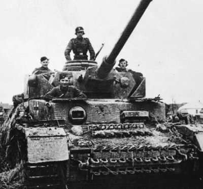 royal_flush - PzKpfw VI Ausf. H nr '622' (dowódca: SS-Oberscharführer Bernhard Wester...