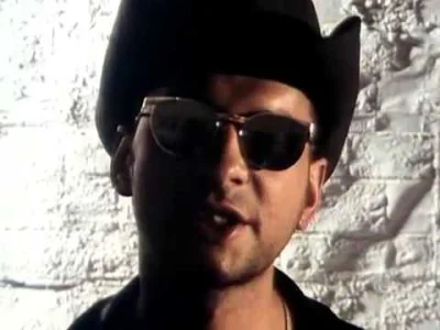uncomfortably_numb - Depeche Mode - Personal Jesus
#muzyka #depechemode #numbrekomen...