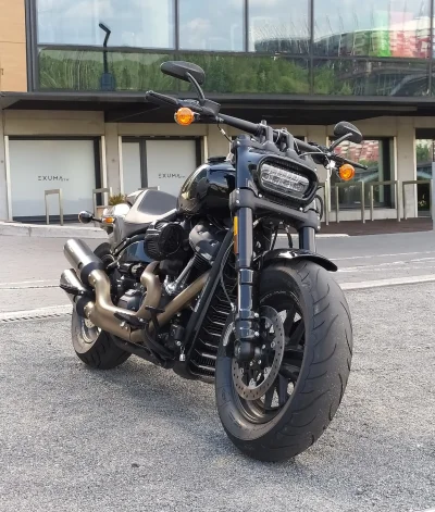 dwas - Kojarzy ktoś, jak się nazywa ten motocykl rodem z Cyberpunka? #motocykle #moto...