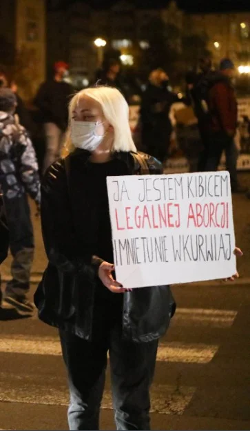 JPRW - A jednak kibice po właściwej stronie ( ͡° ͜ʖ ͡°)
#protest #aborcja #heheszki
