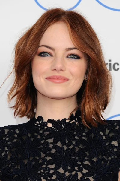 MatthewN - #codziennaemmastone 223/x

Emma Stone
31st Independent Spirit Awards
2...