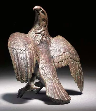 IMPERIUMROMANUM - Godny rzymski orzeł

Piękna rzymska figura z brązu ukazująca orła...