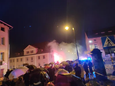 Bekon2000 - Lwówek Śląski 
6 tys miasto
#protest #lwowekslaski #polityka
