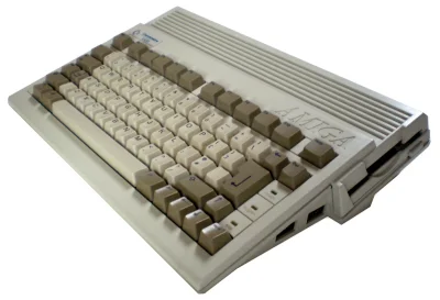 P.....u - Amiga 600 - al in one.