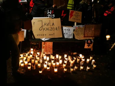 lukaszilol - Jutro (środa) o 18:00, Polonia organizuje protest na Mynttorget.

FB e...