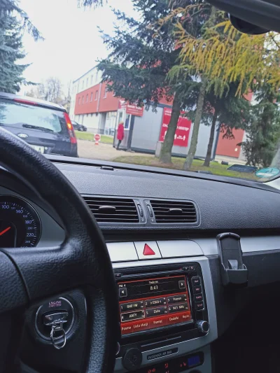 Cisiur - Czy w drive thru do pobierania wymazów na covid nie chodziło o to żeby nie w...