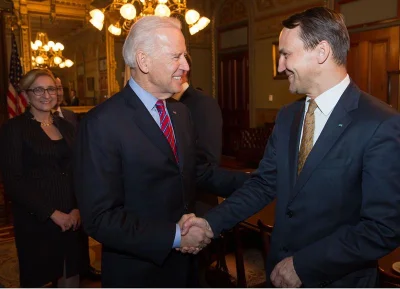 obszarnik - Radosław Sikorski, najlepszy Minister Spraw Zagranicznych, podczas spotka...