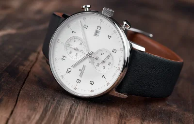Commodore - @Maciejmajer: 
Lekko powyżej budżetu masz zegarek, który spełnia wszystk...