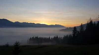 gtk90 - Taki zachód był dzisiaj nad Tatrami i Zakopanem. W miescie gęsta mgła, ale 10...