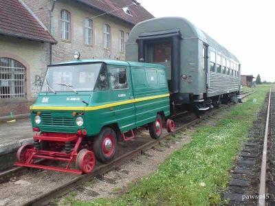 WuDwaKa - Żuk jako "lokomotywa", Węgorzewo.
#zuk #lublin #motoryzacja #kolej #pociag...