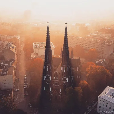 Pani_Asia - katedra św. Floriana

#Warszawa #kosciol #praga #estetyczneobrazki #exp...