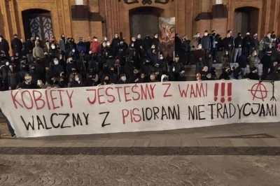 tomektomtom - Zatrzymany to kibol Jagiellonii
Spalił mieszkanie, po 2 piętra nad nim...