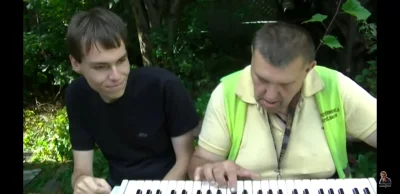 Krzysztof_Runkot - Jak tam keyboard od tego autystycznego chłopczyka co przyjechał z ...