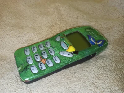 Chicane - #telefony


Jaki fajny stary smartfon znalazłem w szufladzie... 

Ciekawe c...