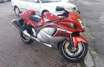 Montago - Przypadkiem uchwycone Suzuki Hayabusa... 

#suzuki #motocykle