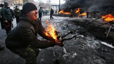 retzev - Pooglądajcie filmy z protestów na Ukrainie w 2014 to będziecie mieli wskazów...