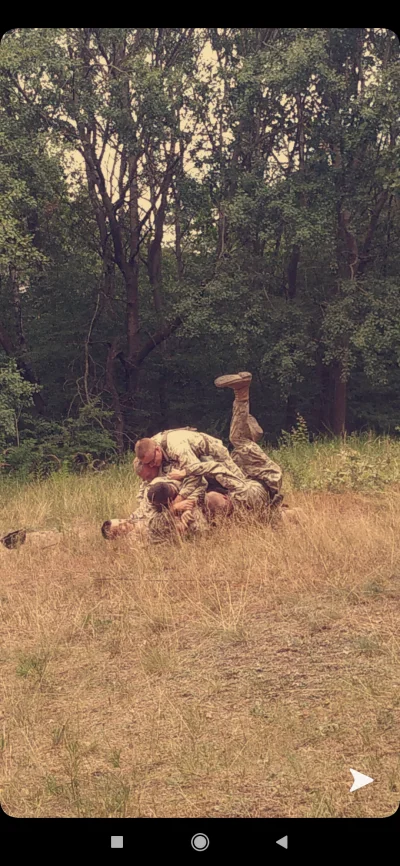 heralekk - @Krachu: dzień przed końcem poszliśmy na kiełbe do lasu za placem taktyczn...