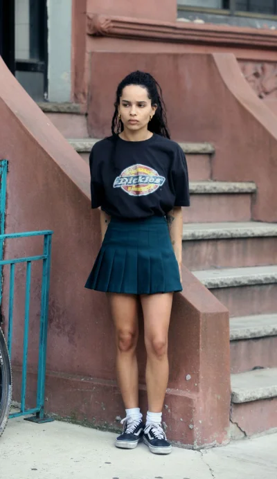 L.....h - #panieodlunch #ladnapani #zoekravitz #nogi #nogiboners