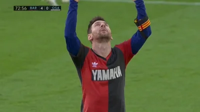 tomekwykopuje - Messi daje piękne symbole. Najpierw "ręka Boga". Teraz po strzeleniu ...