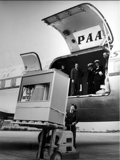 Bobrnaposylki - Transport dysku twardego o pojemności 5 Mb firmy IBM - 1956 rok

#cie...
