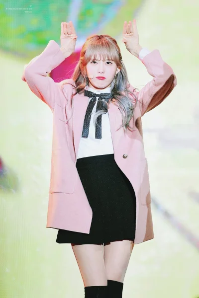 XKHYCCB2dX - #luda #wjsn
#koreanka #codziennaluda