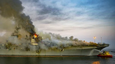 decentralizacja - #marynarkawojenna #wojsko #strazpozarna #ciekawostki 

USS Bonhom...