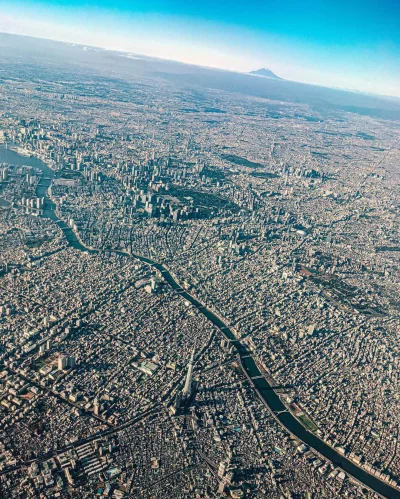 xxii - Tokio z górą Fuji w tle