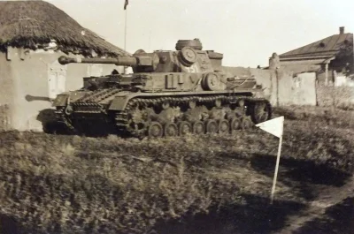 royal_flush - PzKpfw IV Ausf. F2 nr '431' (dowódca: Leutnant Horst von Poser) z 4./Pa...