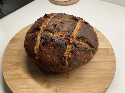 Nihilnovi96 - Oto mój pierwszy pszenny chleb. Wykonany na zakwasie, żaden drożdżowy p...