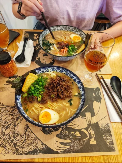 BenekTG - @albert107 tylko AKITA RAMEN! 

 Ramen People (właściciel ten sam co Wschód...