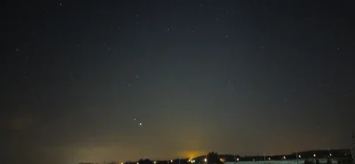 ZukA07B - Przedwczoraj, kiedy niebo pozwalało jeszcze pooglądać gwiazdy, strzeliłem z...