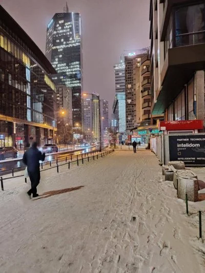 jmuhha - zima w Warszawie, choc na pierwszy rzut oka wydaje się, ze to polskie Chicag...