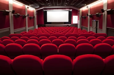 darbarian - Zdecydowanie wolałem kino ale wszech je....ne reklamy oraz ceny w kinach ...