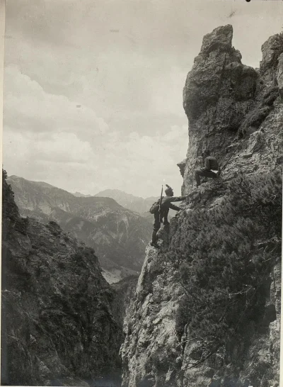 myrmekochoria - Austro-Węgierscy żołnierze na patrolu w Alpach, 16 lipca 1916.

#st...