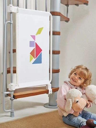 D3lt4 - Ma ktoś bramkę na schodach spiralnych zatrzymującą dzieci przed wchodzeniem?
...
