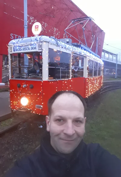 sanglier - Bardzo fajna inicjatywa ten tramwaj świąteczny. No i jeździ ze Strzyży.

h...