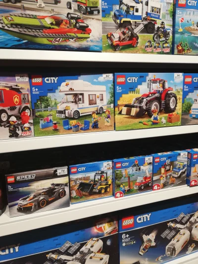 wieesieek - W smykach już nowe Lego jest 
#lego