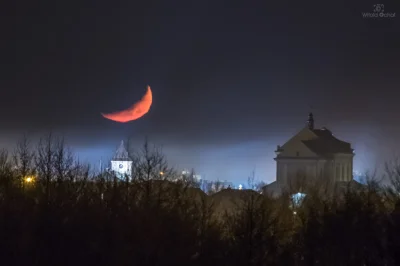 vitoosvitoos - Jak ja kocham ten widok. Mowa o wschodzącym lub zachodzącym Księżycu. ...