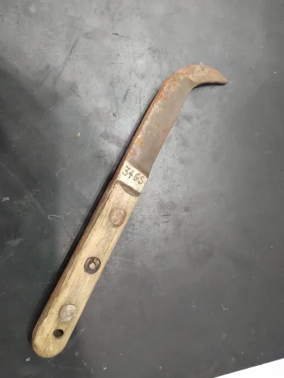 Cineqq - Znalazłem taki nóż u kolegi w ubikacji, ktoś wie do czego moze on służyć?