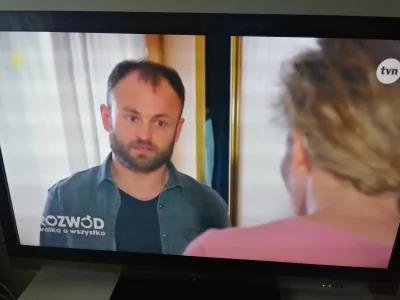 Velsey - Od czasu do czasu włączę telewizor żeby coś obejrzeć i się odmóżdżyć.


#osw...