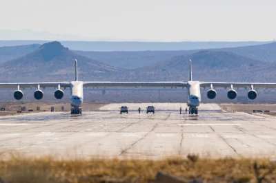 walenty-merkel - Mojave Runway 30, taxi test Stratolaunch Systems, 17.12.2020.
#lotn...