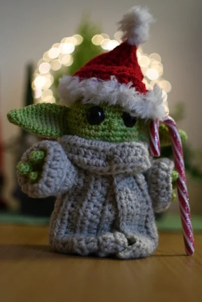 optimus_dime - Wesołych świąt! 

Baby Yoda zrobiony przez różową że świąteczną czap...