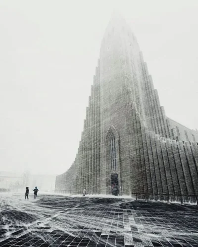 Pani_Asia - Mglisty dzień w Rejkiawiku na Islandii

#mgla #islandia #earthporn #est...