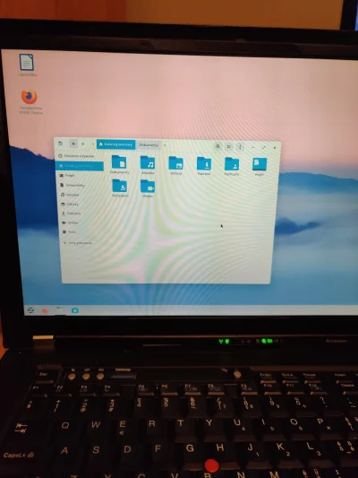 U.....e - Mirki no zainstalowałem ciotce zorin os bo jakoś najprzyjazniej wyglądał i ...