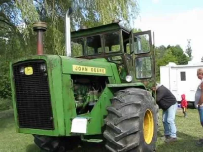 qoompel - John Deere 8020!

Ciekawy model z wielu względów.

To traktor z lat 60....