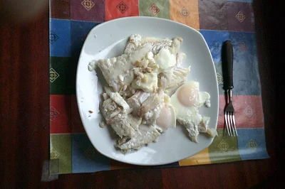 anonymous_derp - Dzisiejszy obiad: Duszone filety dorszowe, dwa jajka sadzone, sól.
...