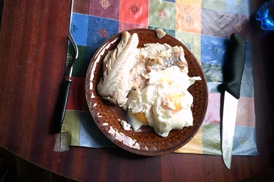 anonymous_derp - Dzisiejsze śniadanie: Duszone filety mintajowe, 5 jajek sadzonych, s...