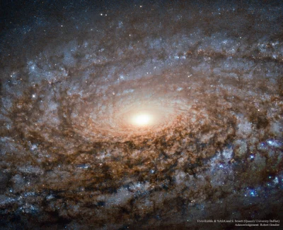 ntdc - Przeogromna wirująca masa, składająca się z milionów gwiazd, pyłu i gazu blisk...
