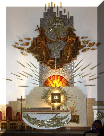 bolkoniachristiana - Przyjąłem trzy sakramenty w kościele, w którym nad krzyżem widni...