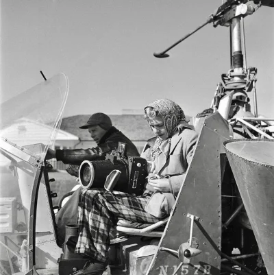 czlowiekzlisciemnaglowie - Margaret Bourke-White, 1952, Wyobraź sobie Stany Zjednoczo...